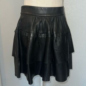 DVF Diane Von Furstenberg Genuine Leather Black Tiered Mini Skirt - Size 6